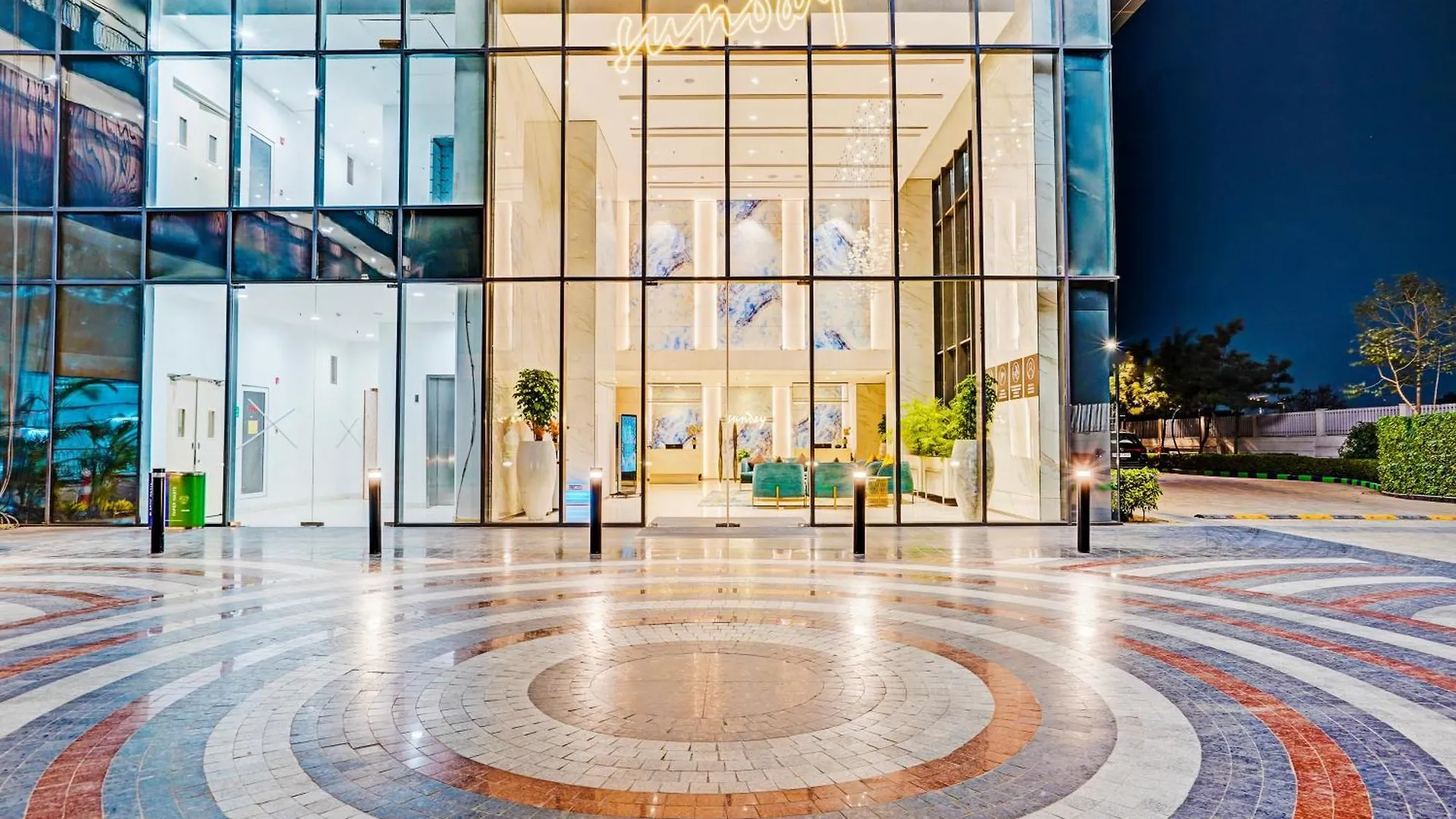 Sunday Hotels And Residences Gurgaon 4*,  Indien
