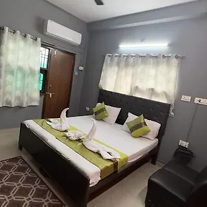 Hotel Aparajita Varanasi
