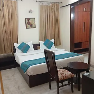 Hotel Royal India - Dlf Phase 2 Gurgaon