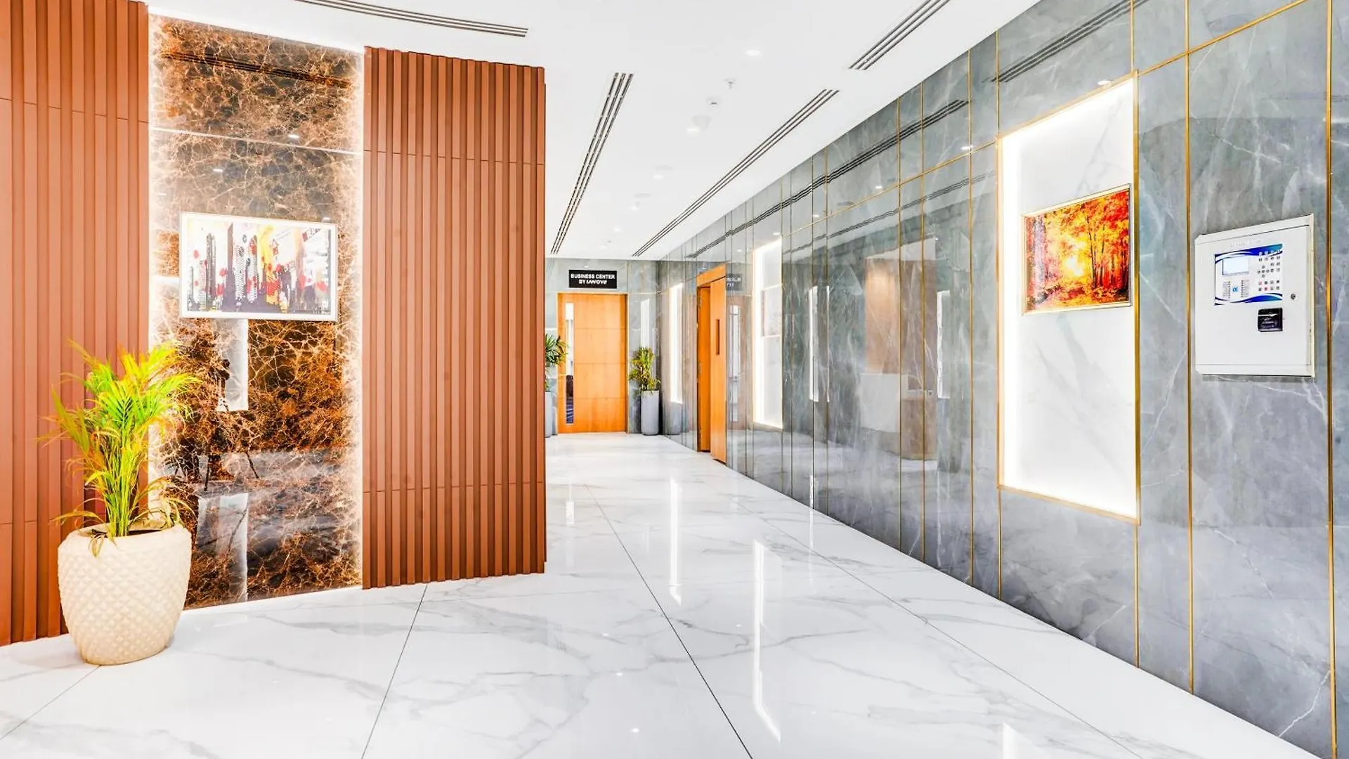 Sunday Hotels And Residences 구르가온