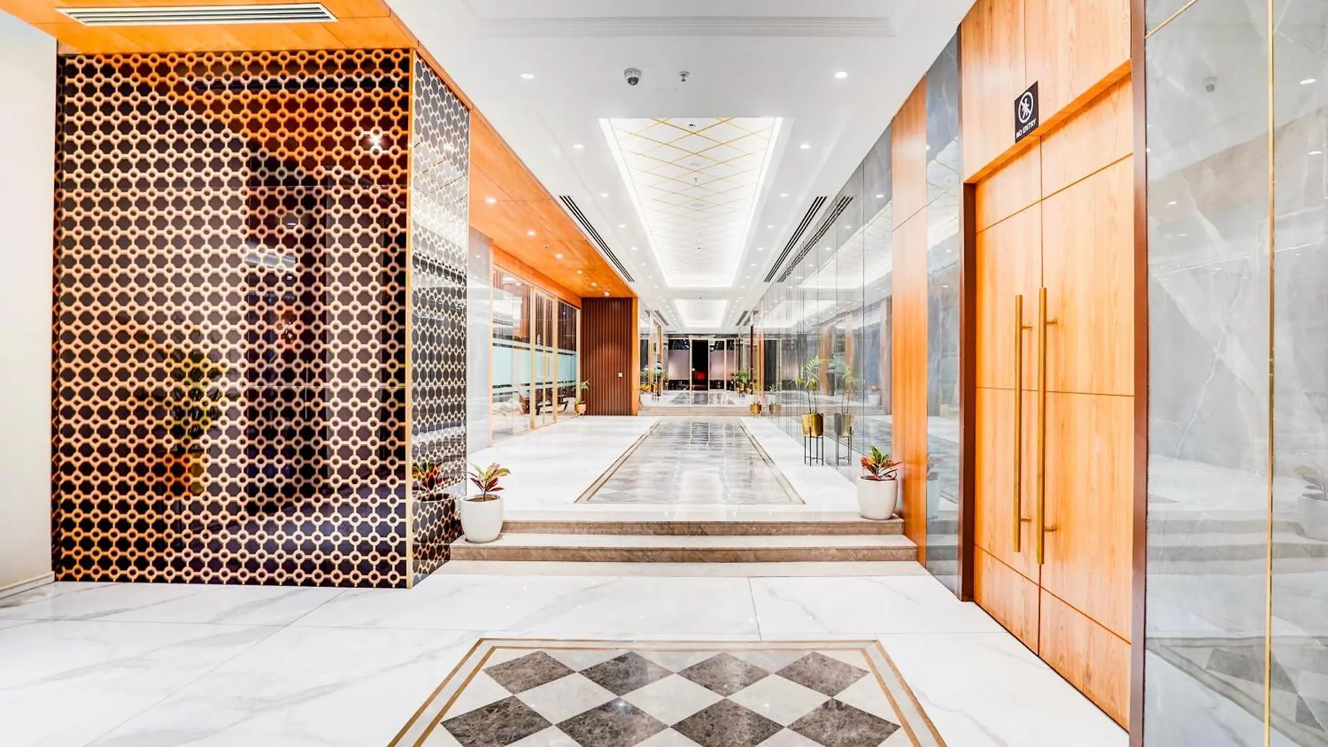 Sunday Hotels And Residences Gurgaon