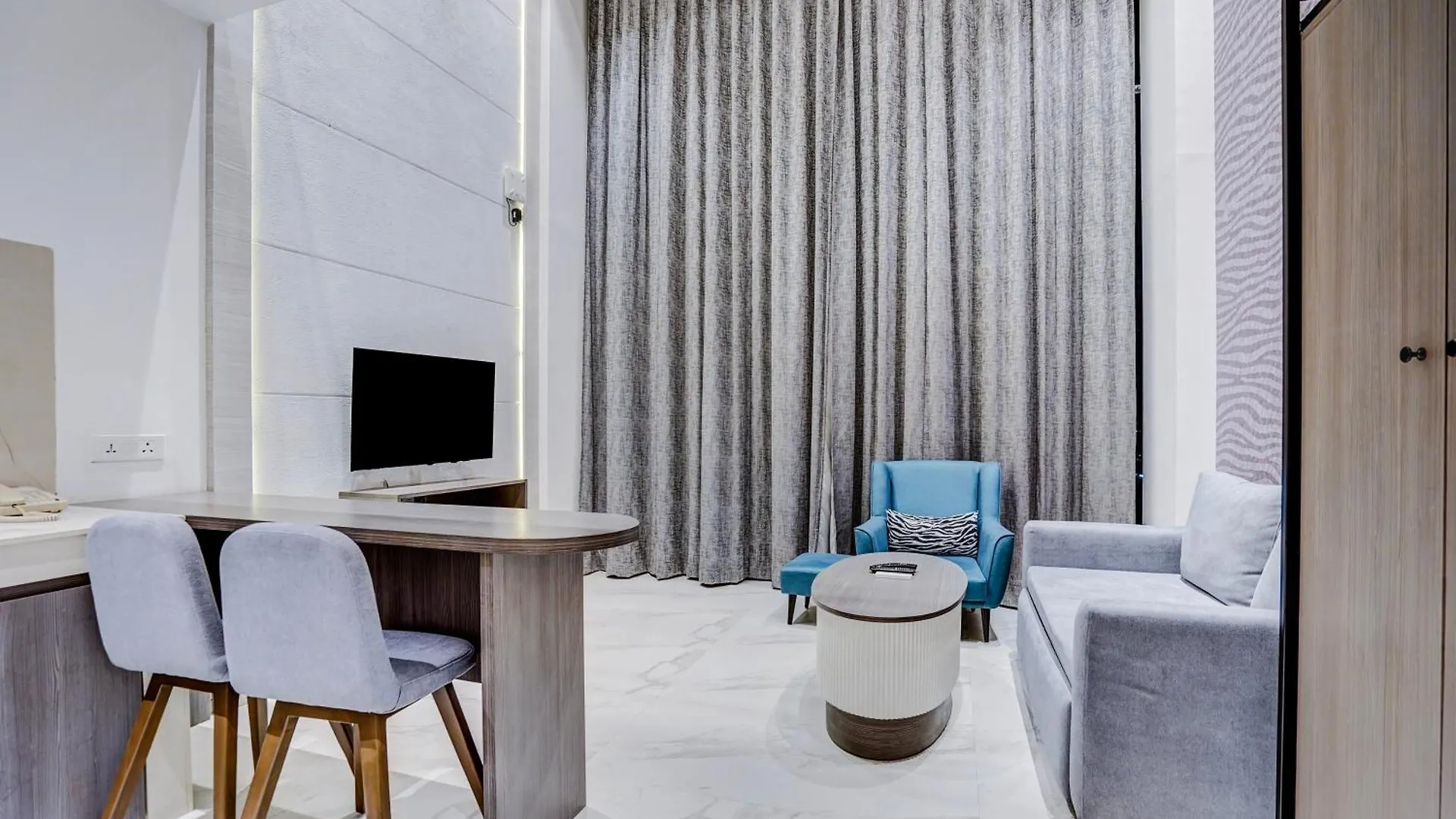 Sunday Hotels And Residences Gurgaon